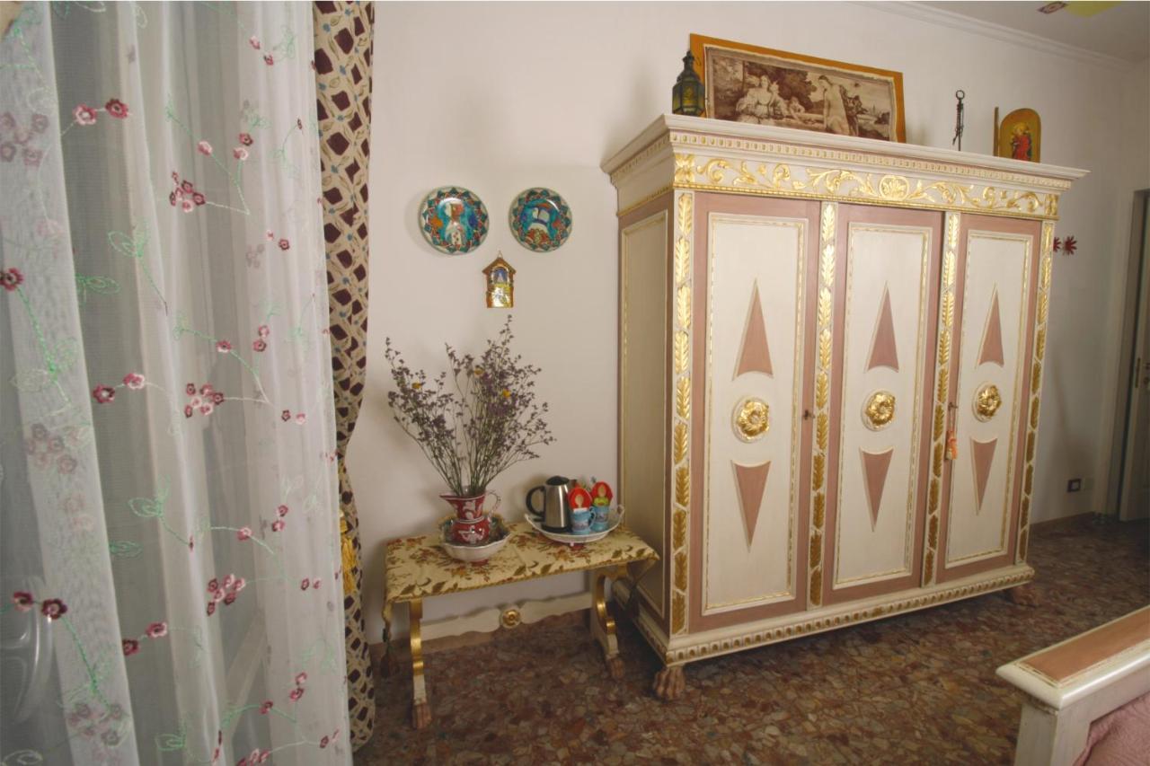 Casa Vittoria Bridge Bed and Breakfast Verona Exteriör bild